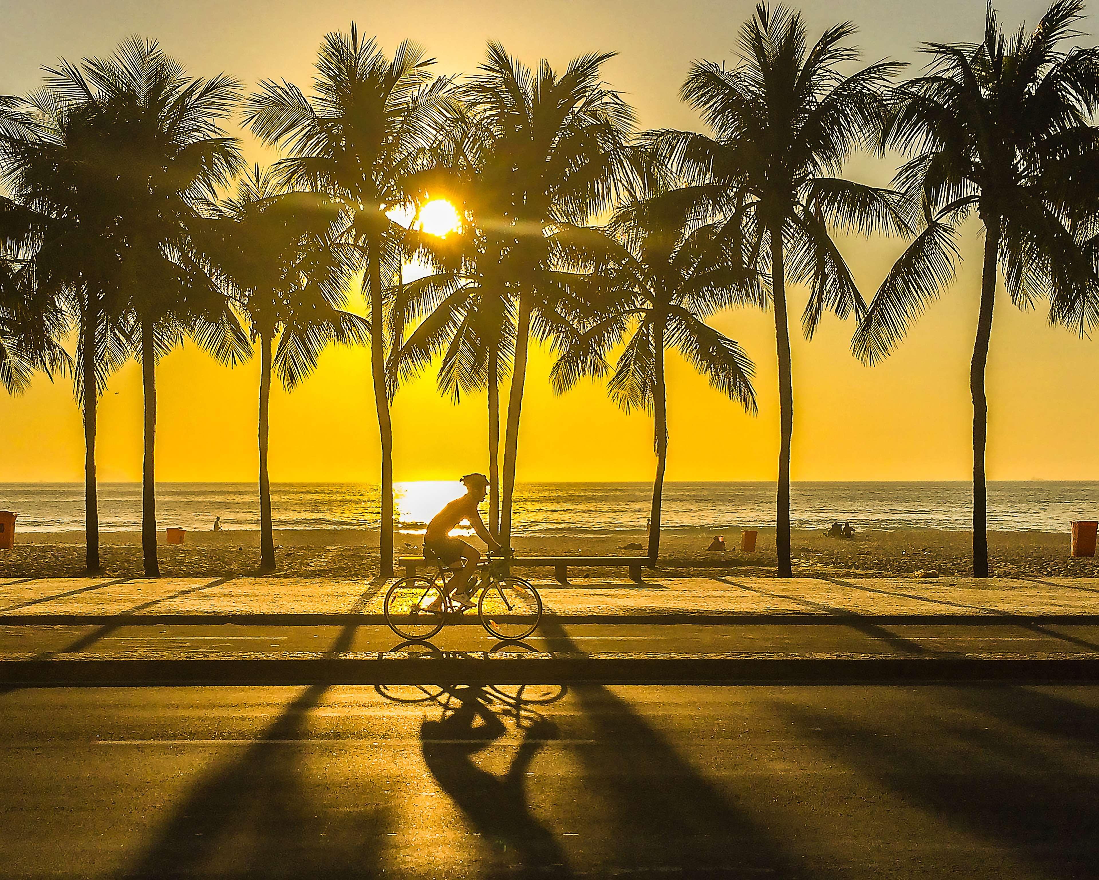 里约热内卢科帕卡巴纳希尔顿酒店 外观 照片 Sunset at the beach